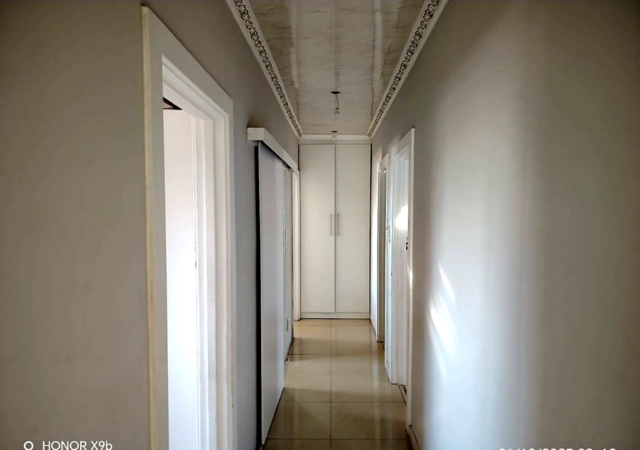 5 Bedroom Property for Sale in Amalinda Eastern Cape
